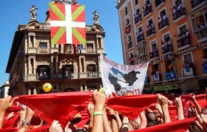 ikurriña san fermin 2
