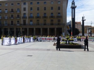Concentración de la plantilla en las puertas del Ayuntamiento de Zaragoza el pasado 24 de marzo. Foto: CGT Aragón