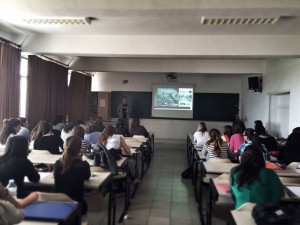 El colectivo Pedalea difunde en la Universidad de Zaragoza el respeto a la bicicleta. El 1 de junio se celebrará la 8ª Bicicletada Escolar 