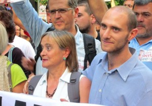 Carlos y Carmen durante una manifestación en Granada.
