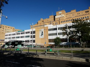 Hospital Miguel Servet de Zaragoza. Foto: Ajzh2074 (CC BY-SA 4.0) 