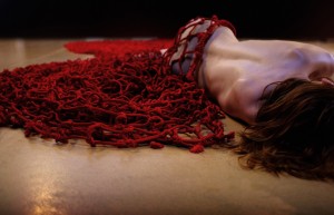 Ingrid Magrinyá en “In absentia”.
