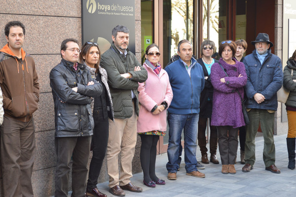 Minuto de silencio en Uesca.