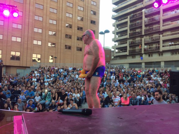 Leo Bassi el pasado domingo en la plaza de la Risa. Foto: AZ