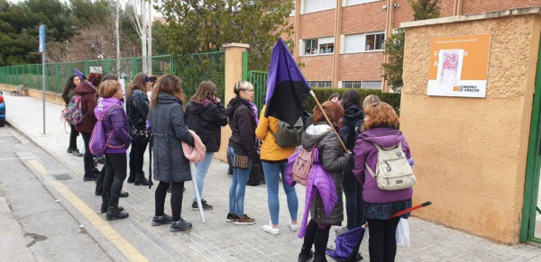 Piquetes informativos en Teruel. Foto: CNT Teruel