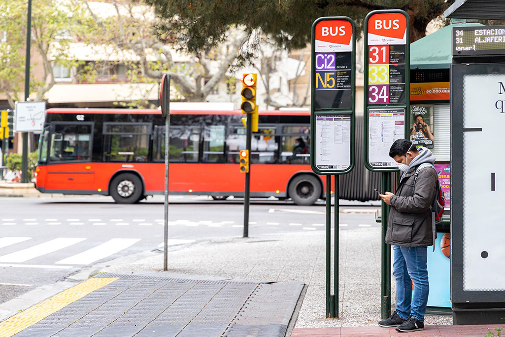 parada de autobús de Avanza Zaragoza