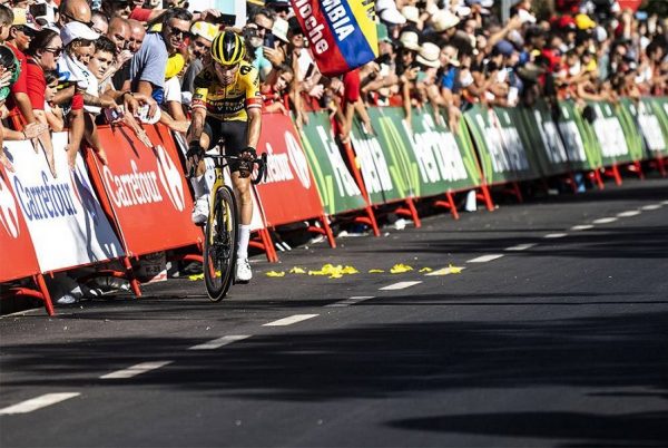 mil avispas controladas por Evenepoel