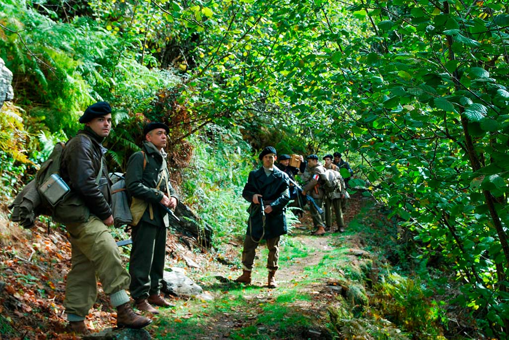 La agrupación guerrillera de camino a Salardú