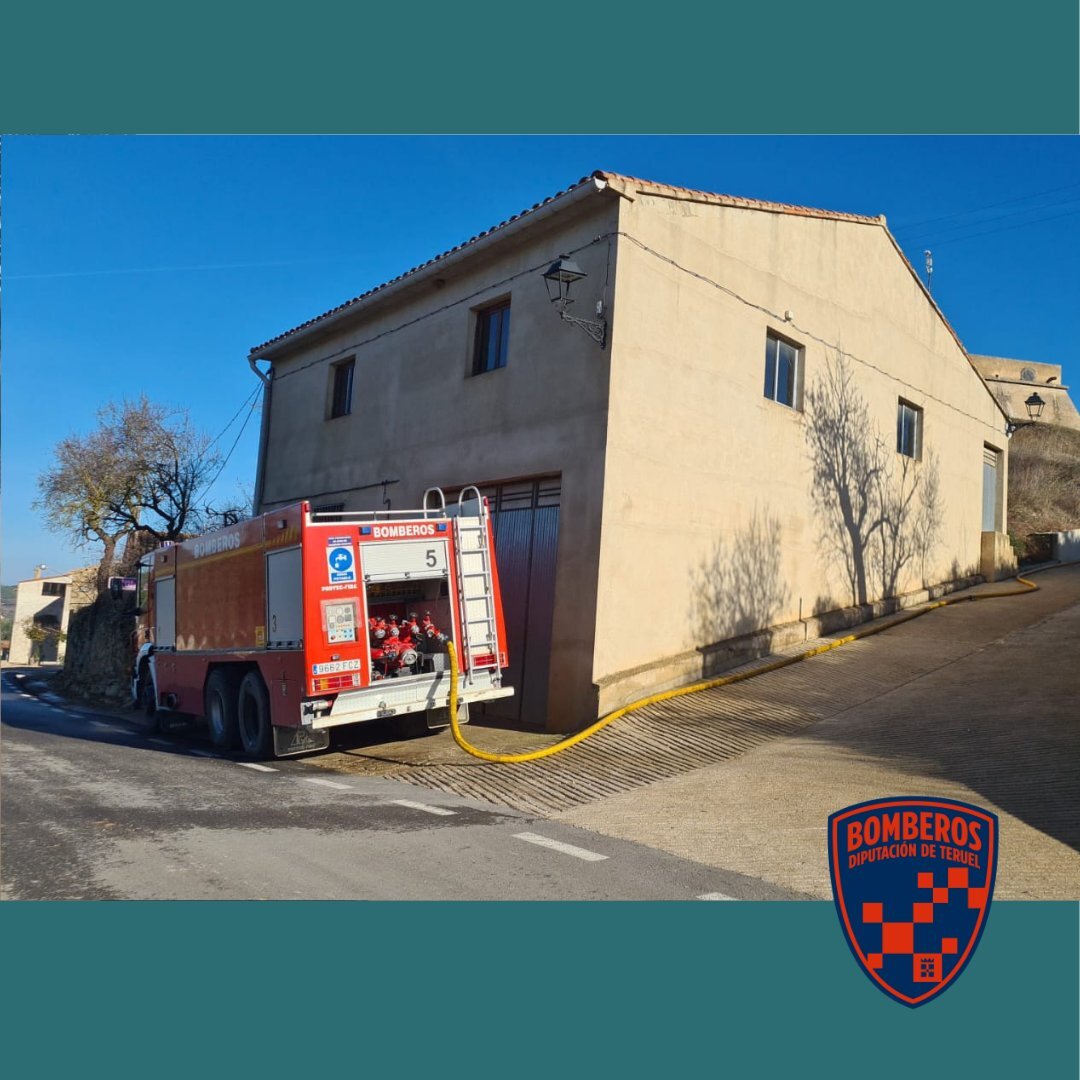 Bomberos en Lledó