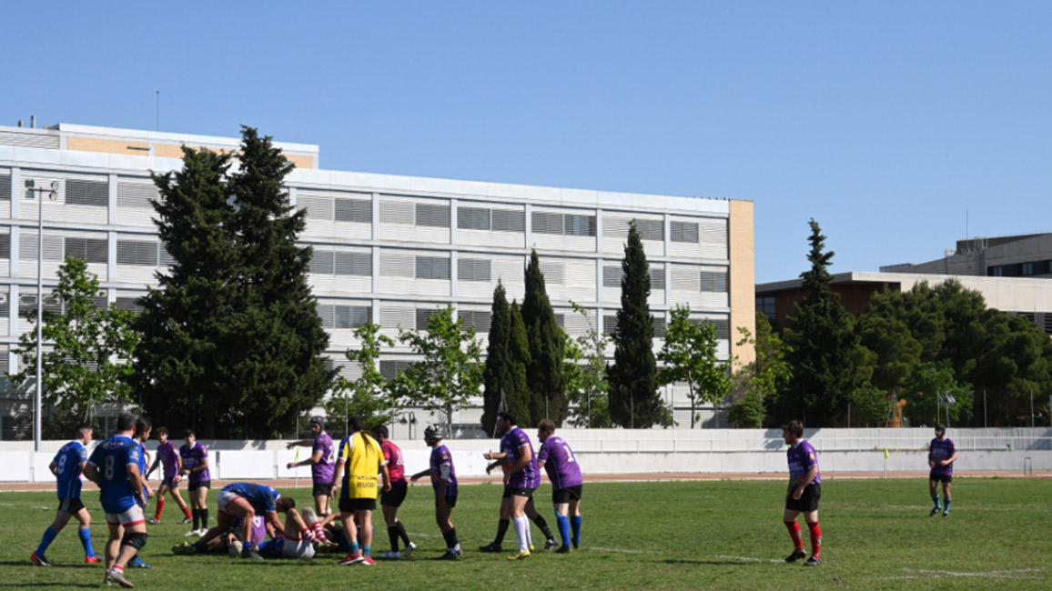 un equipo de rugby del torneo rector universidad de zaragoza, donde juega el equipo de derecho