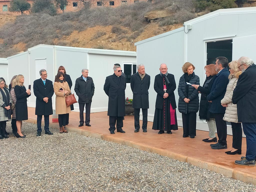 Inauguración de las vivienda, a la que asistió la reina emérita