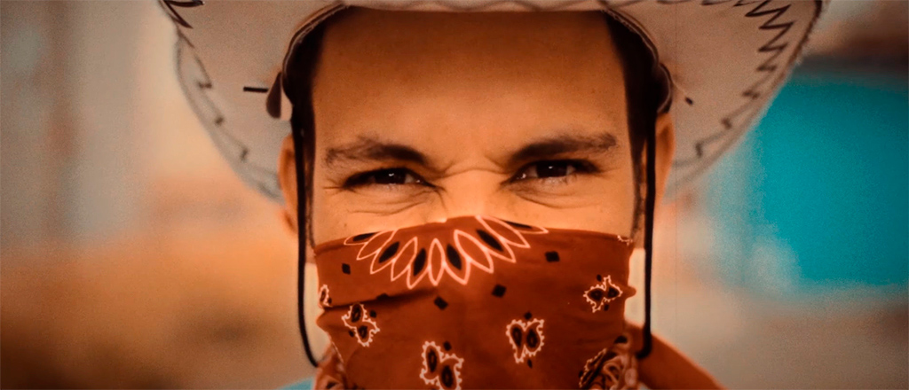 Mario Funes en su último videoclip