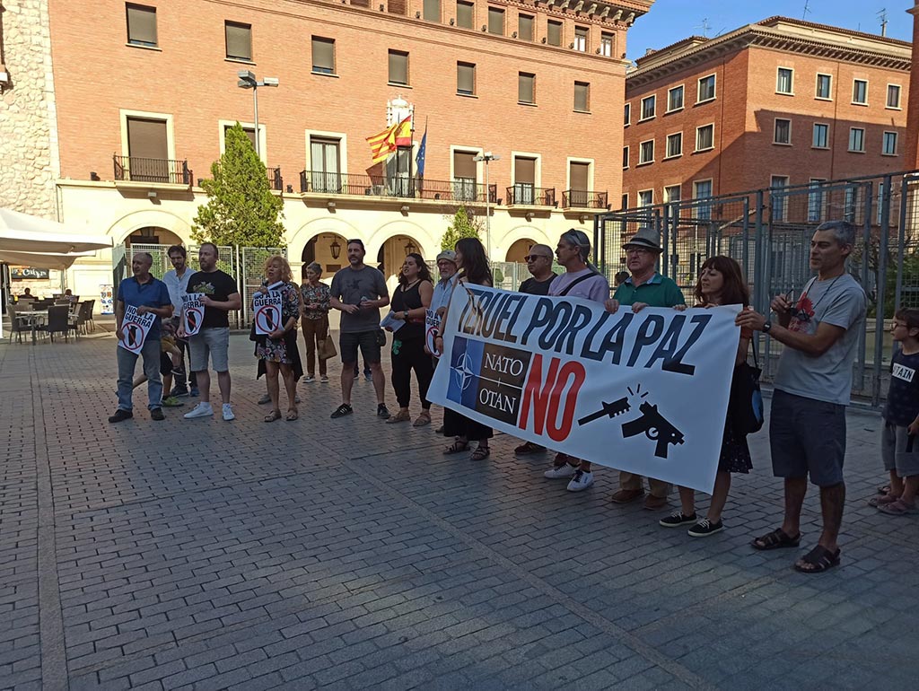 Concentración de la Asamblea antibelicista Teruel el pasado mes de julio