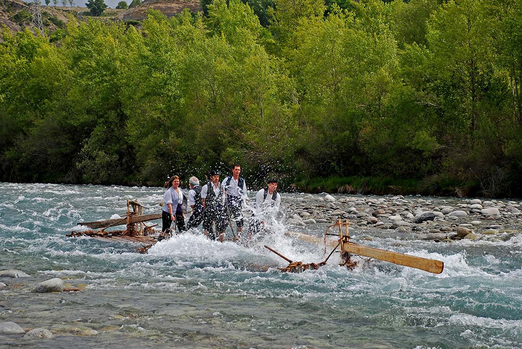 una de las nabatas en el río