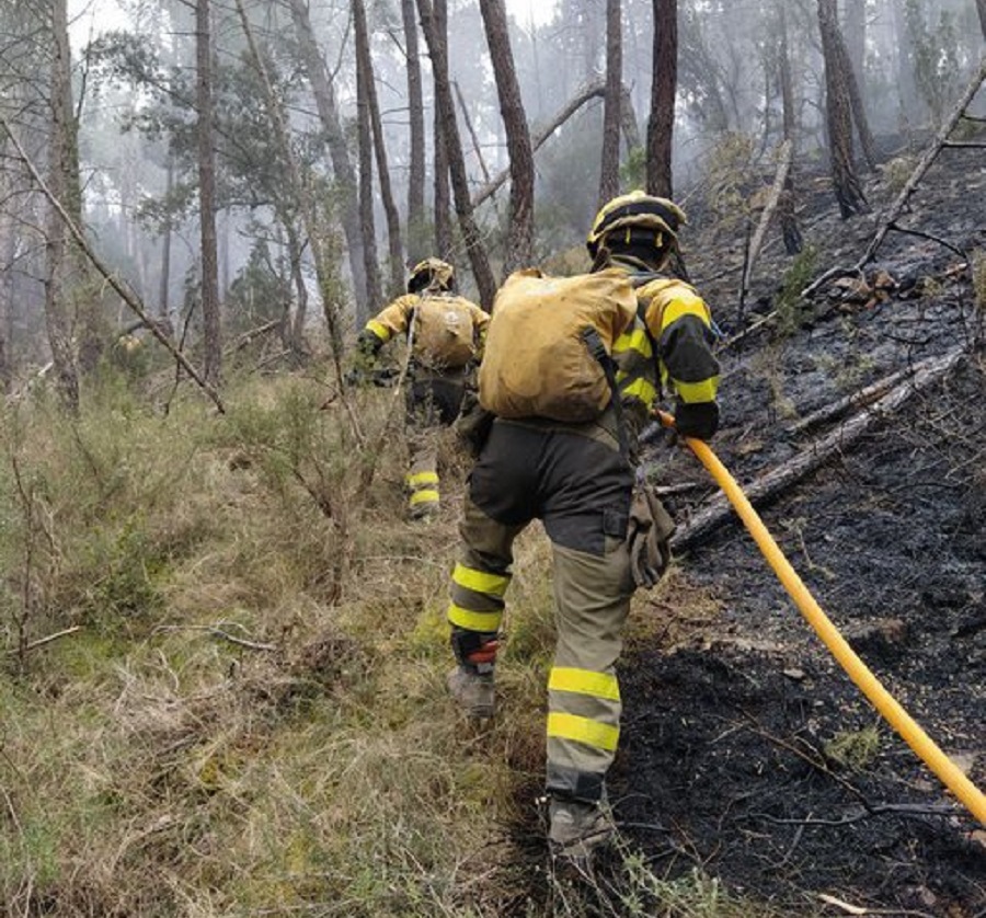 Previsión “complicada” para el incendio forestal en San Agustín