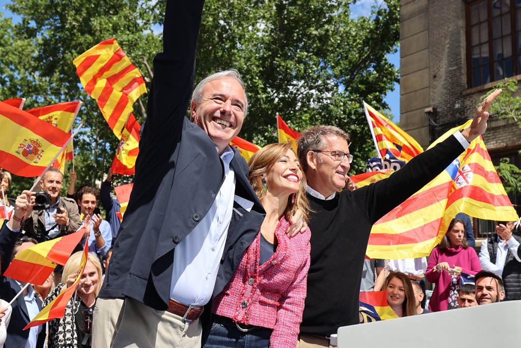 Tras una siesta de dos meses Azcón despierta dispuesto a seguir negociando con quienes no condenan el terrorismo machista