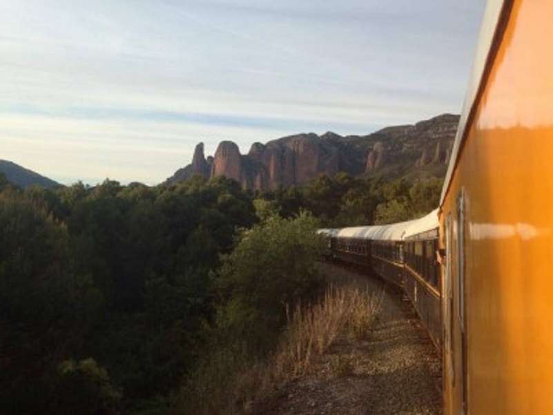 CREFCO insta a los gobiernos de los estados español y francés a “acordar el calendario de obras y la fecha de reapertura” del ferrocarril internacional Zaragoza-Pau