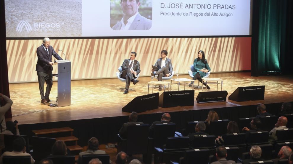 La ignorancia y el señor Azcón