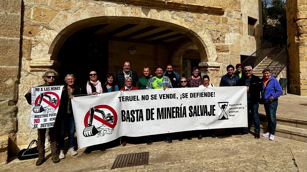 Alarmante proliferación de peticiones de derechos de explotación mineros de arcillas y arenas