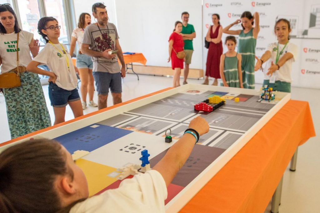 Referentes culturales europeos entregan a Chueca una carta en defensa de la programación cultural de Etopia