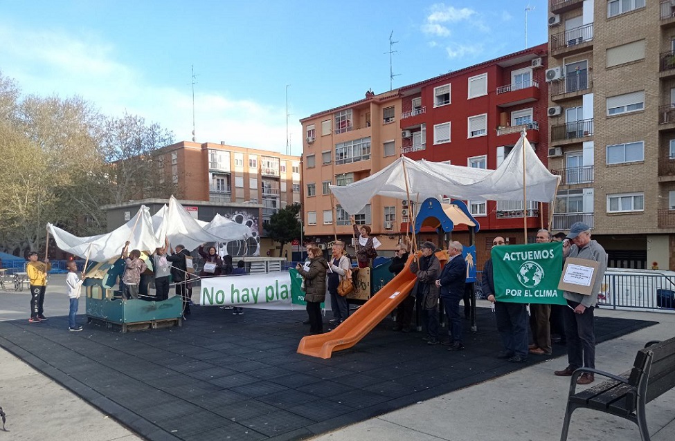 Reclaman “arbolado y sombreados” en los parques de juegos infantiles “ante las olas de calor”