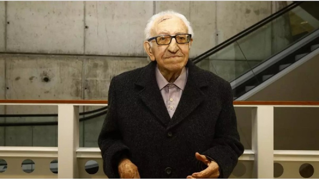 Suena un tañido grave de campana: fallece el poeta Rosendo Tello