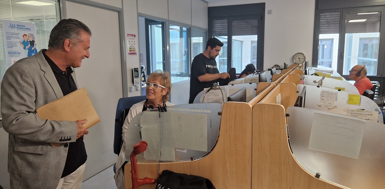 El ‘Teléfono del Mayor’ ampliará su horario para dar cobertura las 24 horas de los siete días de la semana