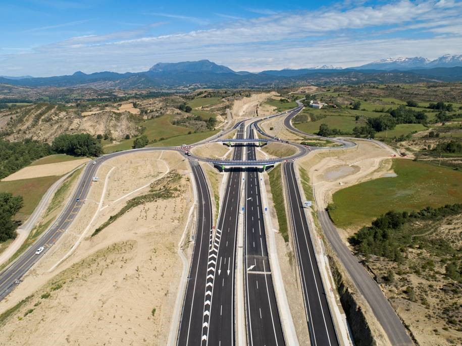 Jorge Pueyo CHA SUMAR pone el foco de la negociación presupuestaria PGE 2025 en las autovías aragonesas pendientes A-21 A-22 A-68 N-260 A-25