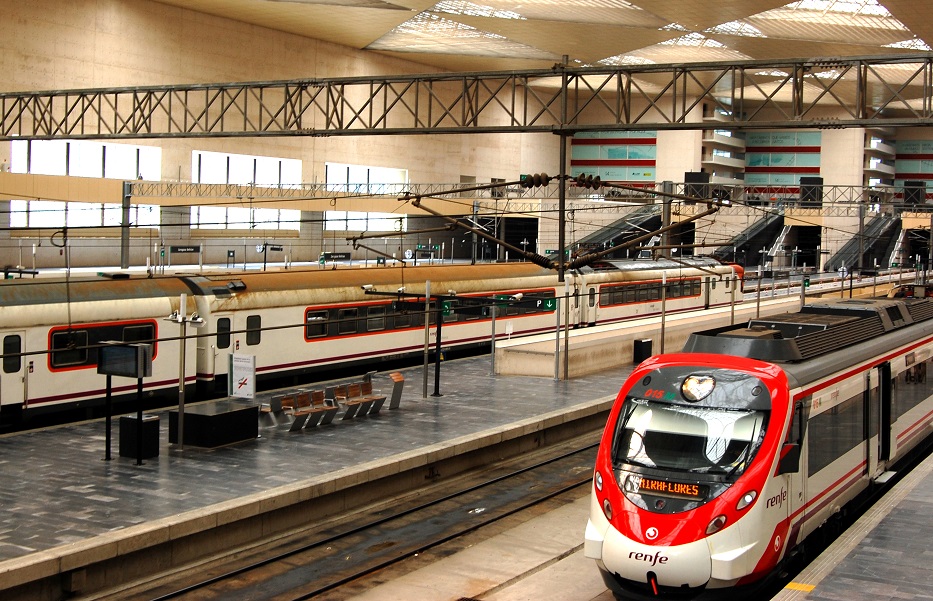 Pueyo exige comenzar con la mejora y ampliación del Cercanías de Zaragoza en 2025