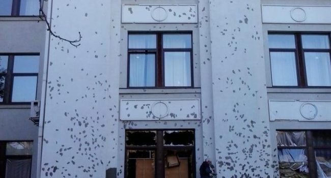 Una fachada de Lugansk. Foto: Eloy Fontán (Archivo)
