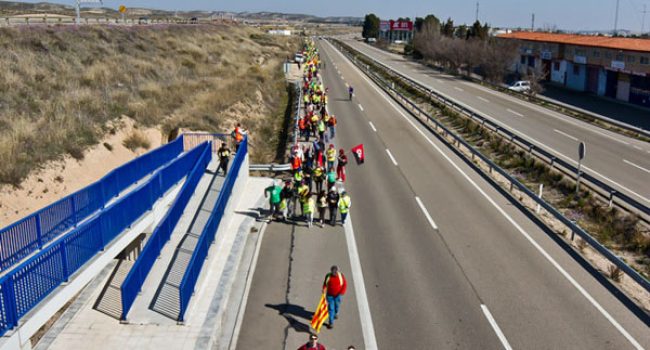 Desde la salida unificada de Zaragoza, los y las marchistas han recorrido en cinco días algo más de 165 kilómetros. Foto: Marchas por la Dignidad en Aragón