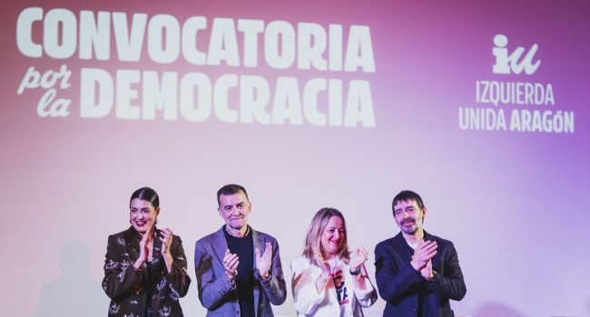 Antonio Maíllo, junto a Álvaro Sanz, Elena Tomás y la diputada de IU en la DPZ Nerea Marin, en el acto 'Convocatoria por la Democracia' | Foto: IU