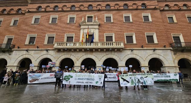 Concentración en Teruel en defensa del Maestrazgo | Foto: Movimiento ciudadano Teruel Existe
