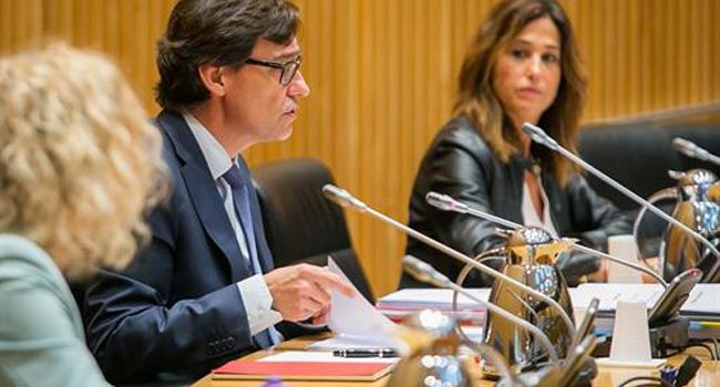 El ministro de Sanidad, Salvador Illa, en una rueda de prensa. Foto: Moncloa