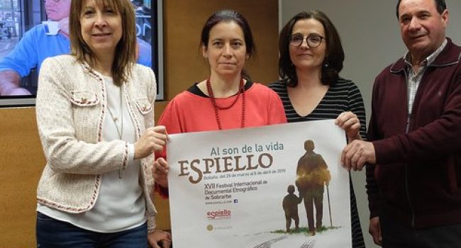 De izquierda a derecha Berta Fernández, Montse Angulo, Patricia Español y Enrique Campo.