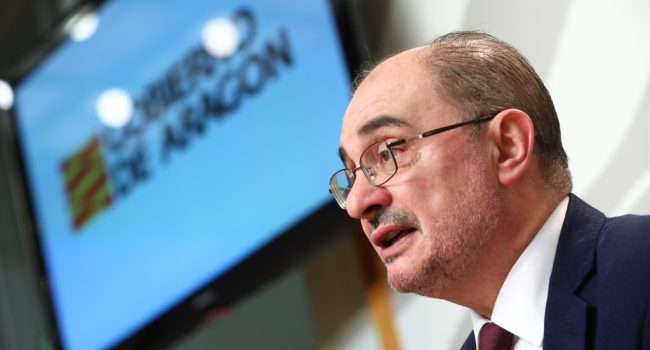El presidente de Aragón durante la undécima videoconferencia de presidentes territoriales con Pedro Sánchez por el coronavirus. Foto: DGA