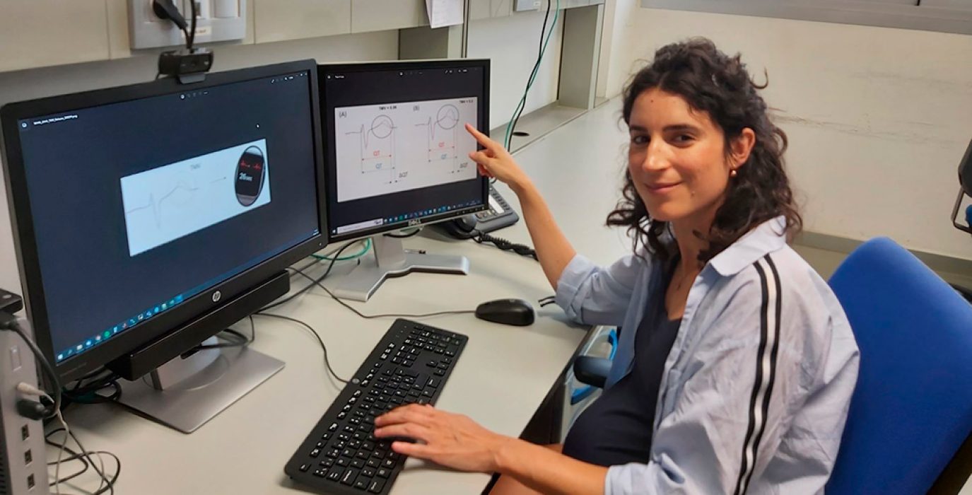 La investigadora del I3A, Julia Ramírez, con su algoritmo para prever la muerte súbita cardíaca