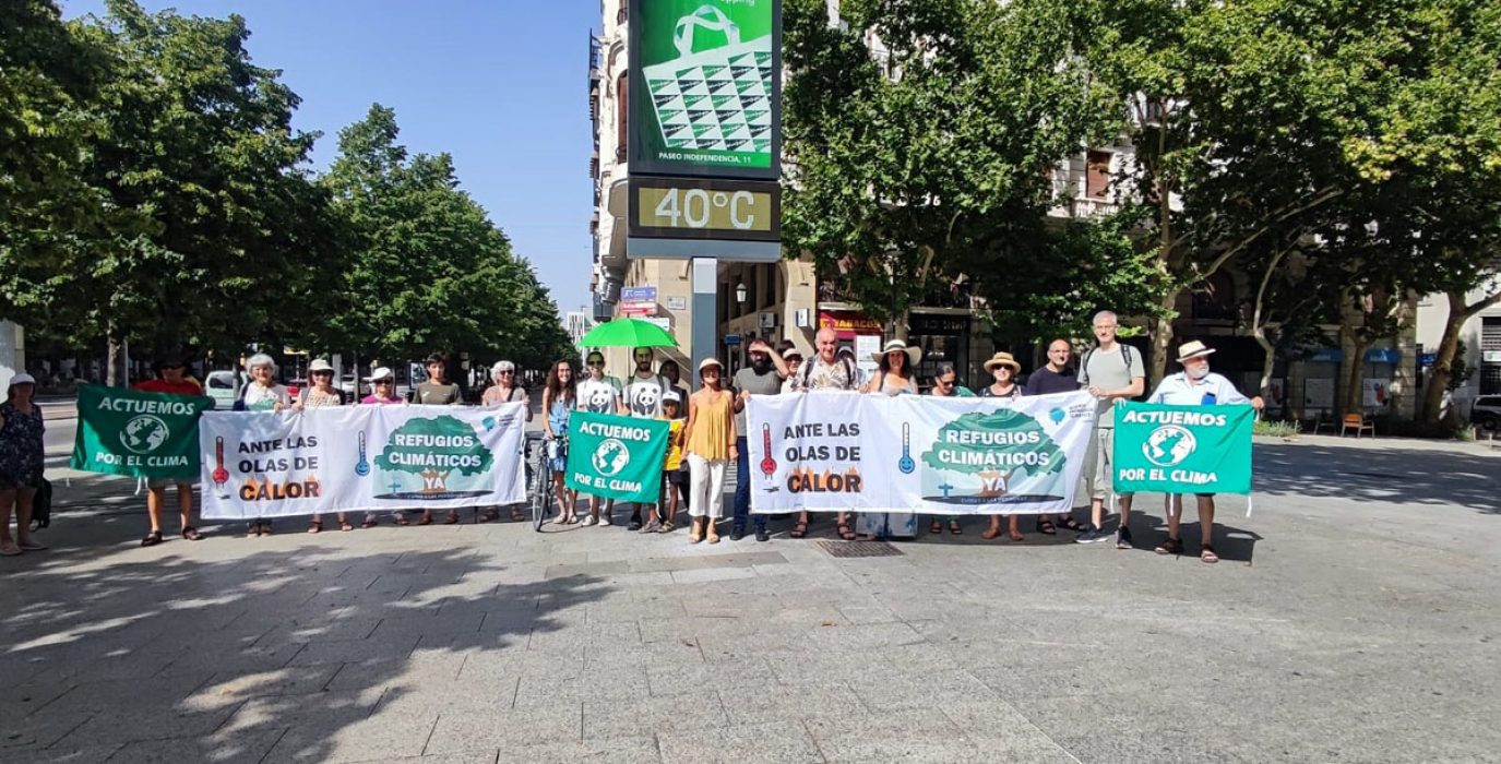 Concentración en Zaragoza de la Alianza por la Emergencia Climática de Aragón | Foto: @aragonAEC