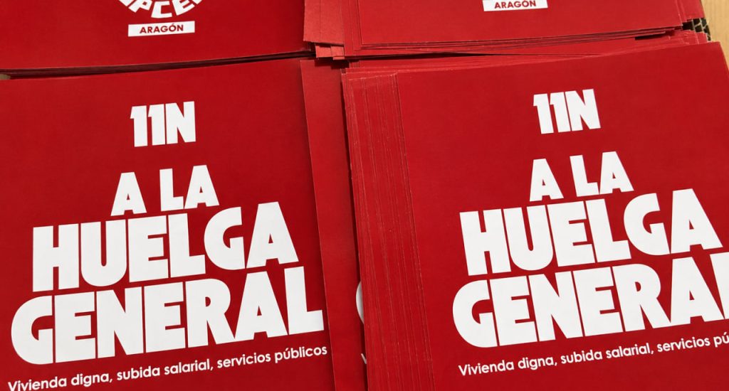Carteles del PCE Aragón llamando a la huelga general del 11N.