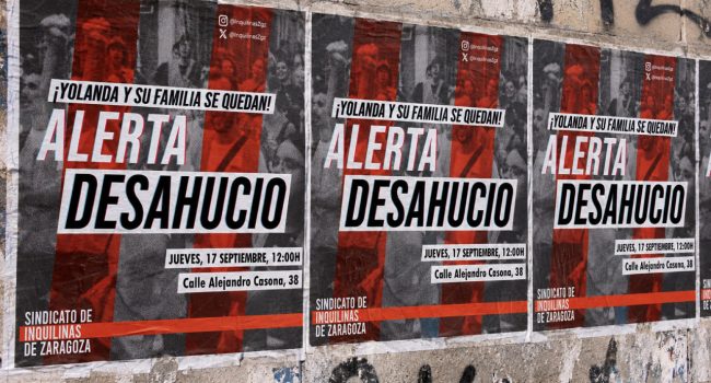 Carteles de la concentración del 17 de septiembre.