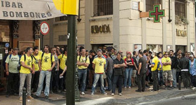Imagen de la protesta frente al domicilio de Fernando Gimeno. Foto: Diego Díaz (AraInfo)
