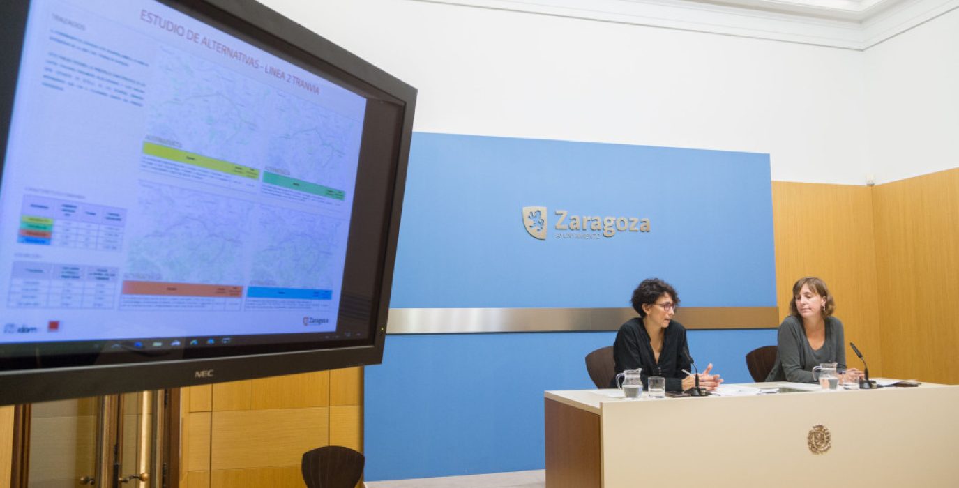 Elena Giner y Teresa Artigas, durante la rueda de prensa celebrada este jueves. Foto: Daniel  Marcos (AZ)