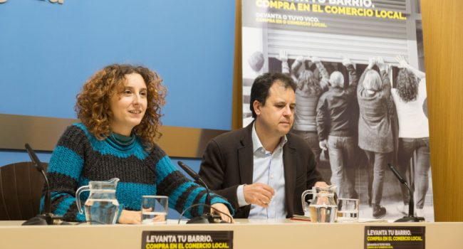 Arantza Gracia durante la presentación del decálogo de medidas en apoyo al comercio de proximidad.