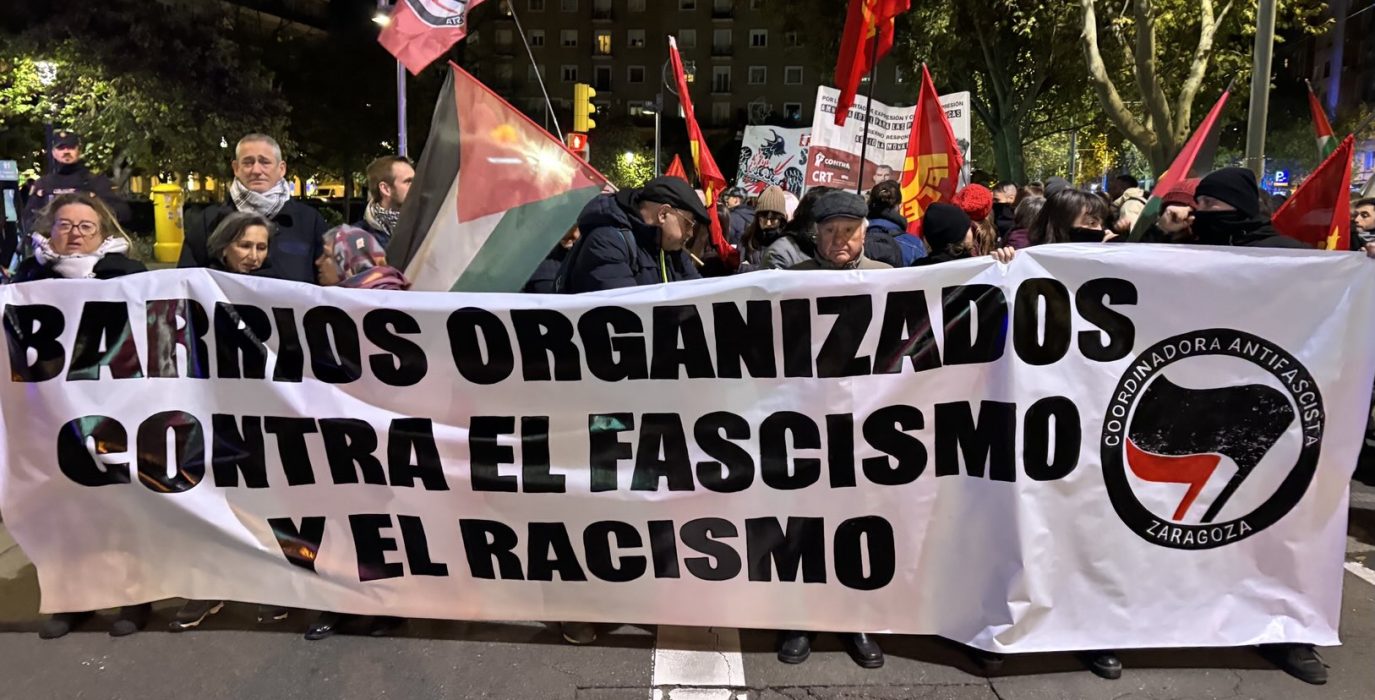 Cabecera de la manifestación antifascista de Zaragoza del 20N | Foto: Alejandro Plana / AraInfo