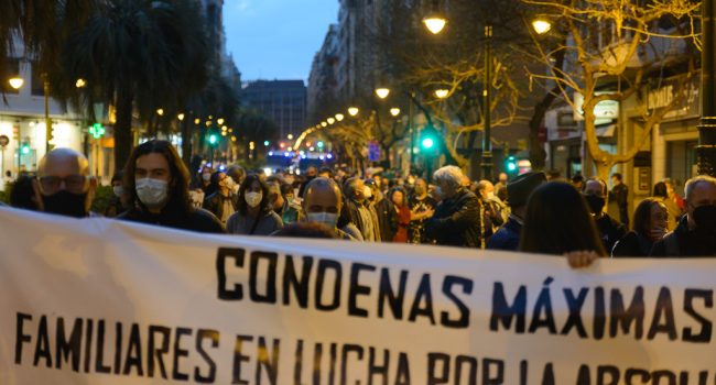 Manifestación por la absolución de los seis en Zaragoza. Foto: Pablo Ibáñez