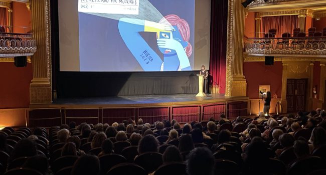 El Teatro Olimpia fue escenario del cierre de la 23ª Muestra de Cine Realizado por Mujeres de Uesca | Foto: @CineMujeresHues