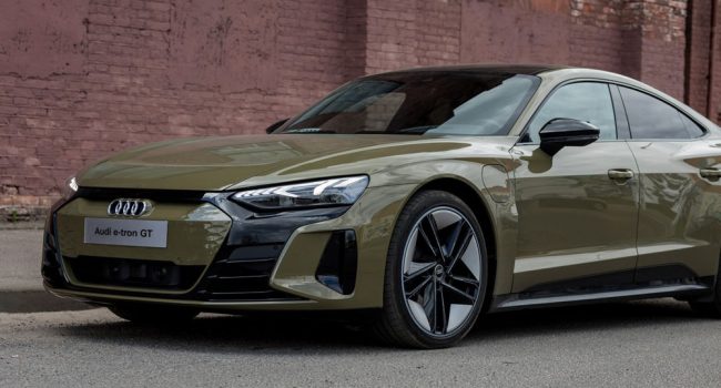 Audi e-tron GT Test Drive.