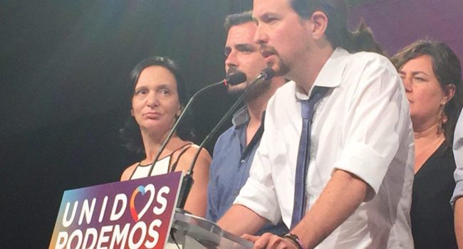 Iglesias, Garzón y Bescansa en el acto de Unidos Podemos en Madrid tras conocer los resultados. Foto: Podemos
