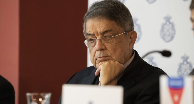 Sergio Ramírez en un coloquio