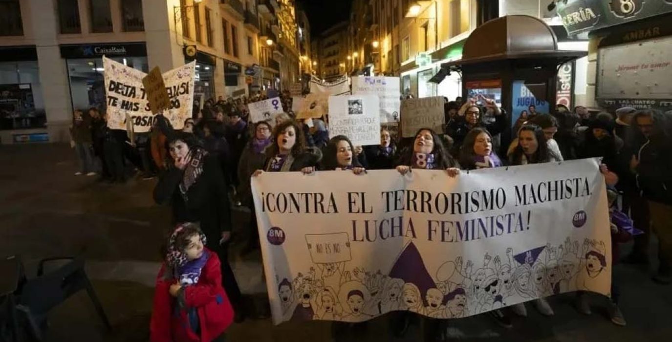 Imagen de archivo de la manifestación del 8M en Teruel del 2024. | Foto: 8M Teruel